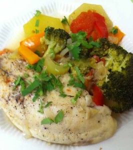 Рыба отварная с овощами