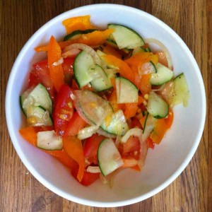 Салат из помидор