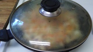 Постный пирог с капустой, репой и грибами