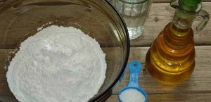 Вода, масло , мука, сол